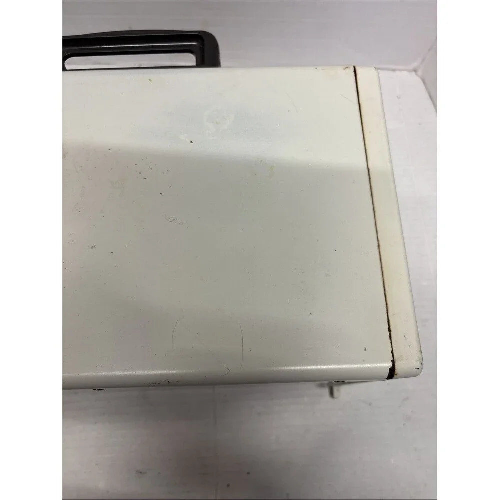Black & Decker TRO400 TY4 Spacemaker Toast-R-Oven Tested No Hardware & Dirty